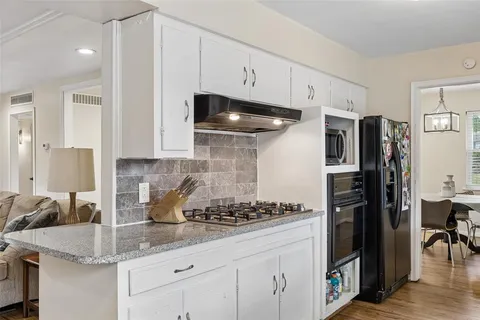$395,000 | 8049 Woodhue Road, Dallas, TX 75228