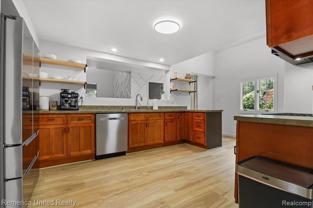 15270 Ripple Drive Linden, MI 48451 - Photo 11 of 39 Gallery Image 11