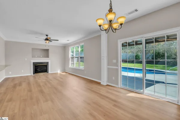 $374,900 | 10 Hessell Court, Greer, SC 29650