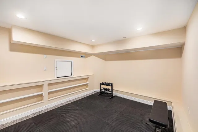 $3,895 | 2531 Wallace Street, Oakland, CA 94606