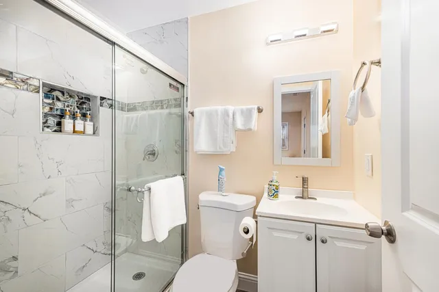 $3,895 | 2531 Wallace Street, Oakland, CA 94606