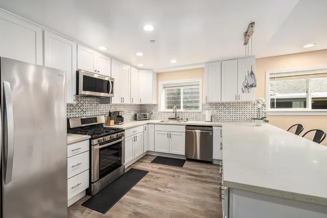 $3,895 | 2531 Wallace Street, Oakland, CA 94606