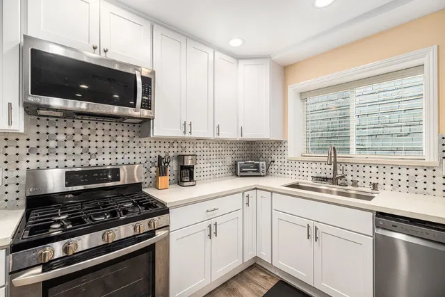 $3,895 | 2531 Wallace Street, Oakland, CA 94606