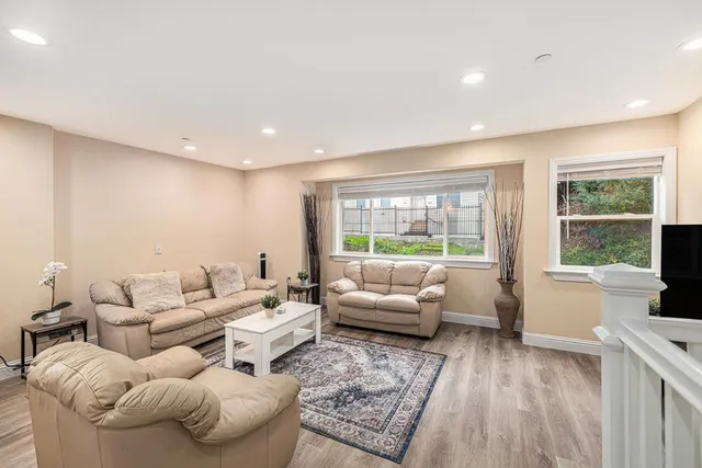 $3,895 | 2531 Wallace Street, Oakland, CA 94606