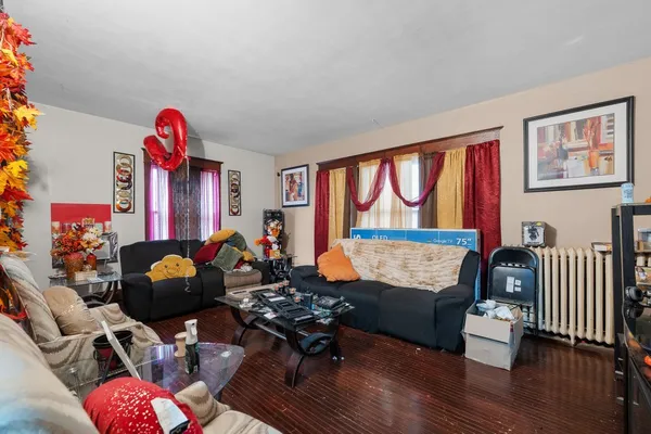 $84,000 | 1323 17th Street, Rock Island, IL 61201