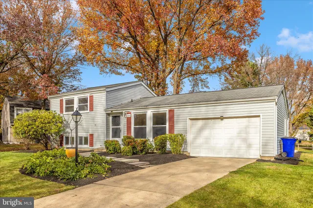 a house view with a outdoor space