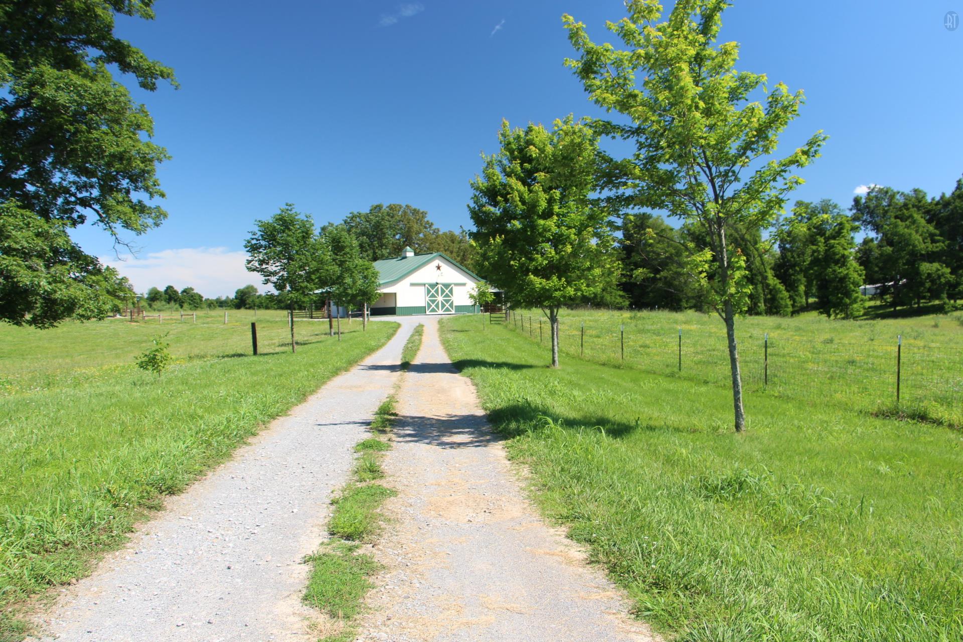 2341 Gunn Road Springfield, TN 37172 - Photo 3 of 27 a view of a park with plants