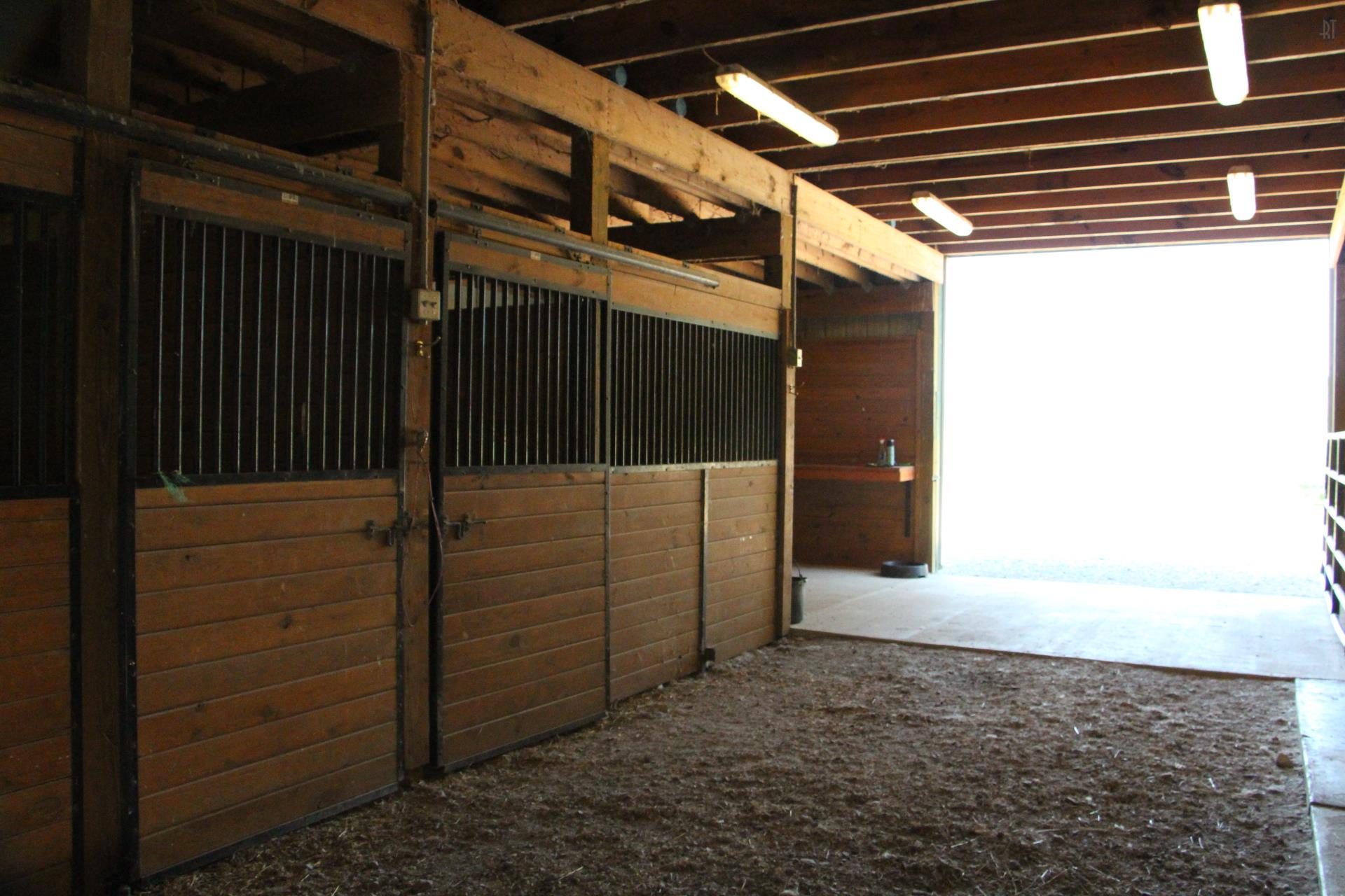 2341 Gunn Road Springfield, TN 37172 - Photo 4 of 27 a view of storage room