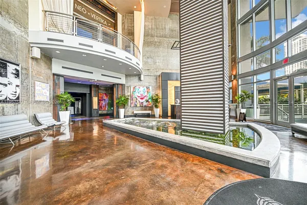 $4,900 | 690 Southwest 1st Court, Unit 1502, Miami, FL 33130