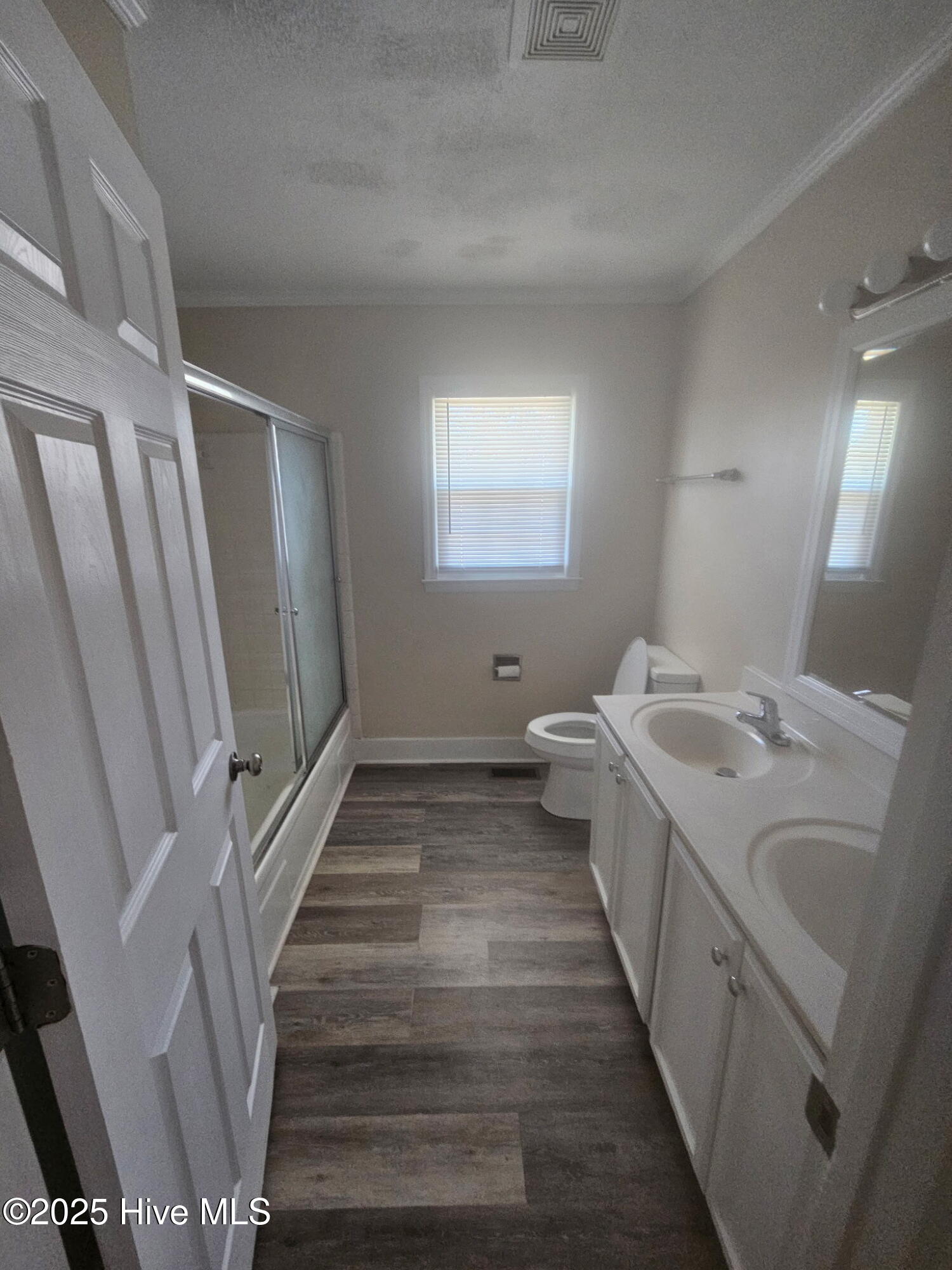460 Sand Ridge Road Hubert, NC 28539 - Photo 10 of 15 Bathroom