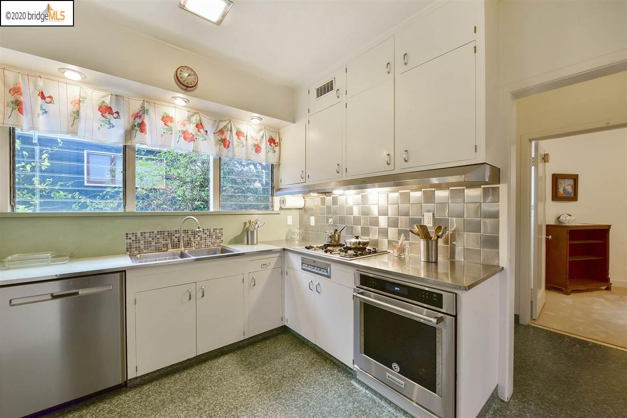 5844 Margarido Drive Oakland, CA 94618 - Photo 10 of 30