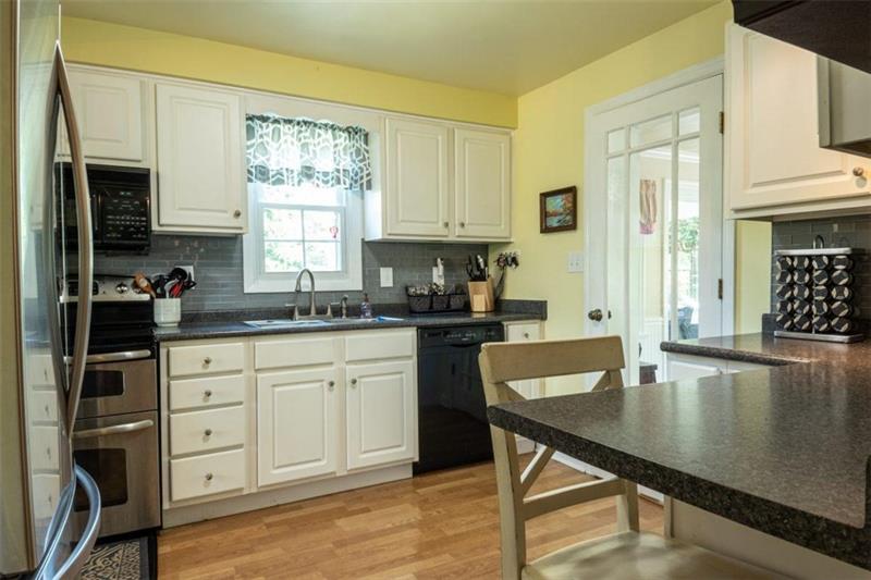 4121 Turner Valley Road North Huntingdon, PA 15642 - Photo 6 of 24 Gallery Image 6