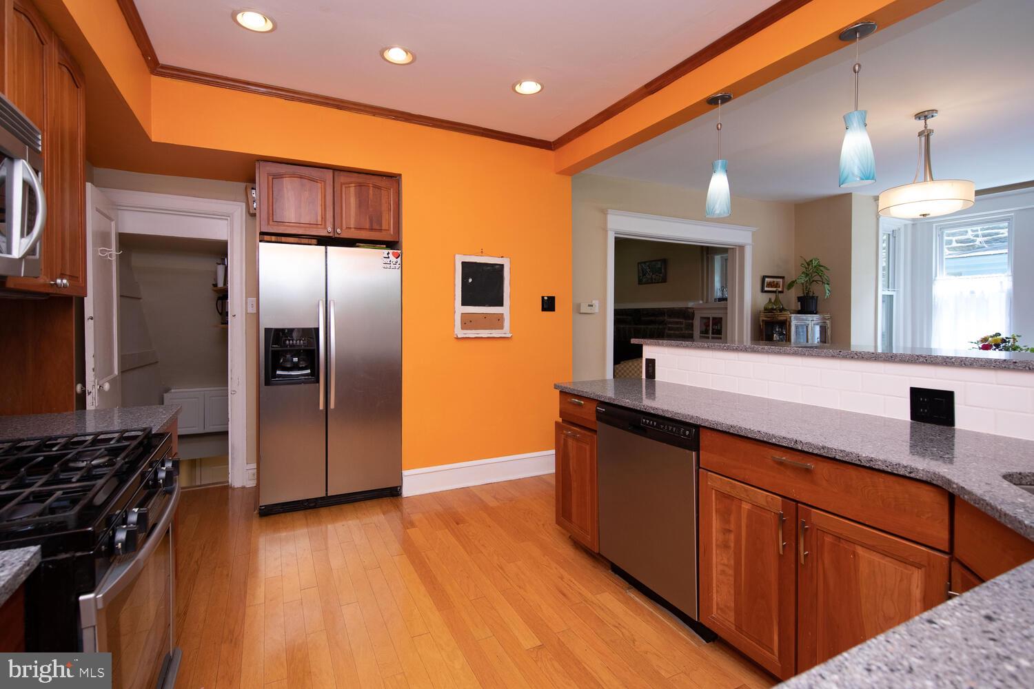 7138 Cresheim Road Philadelphia, PA 19119 - Photo 13 of 45