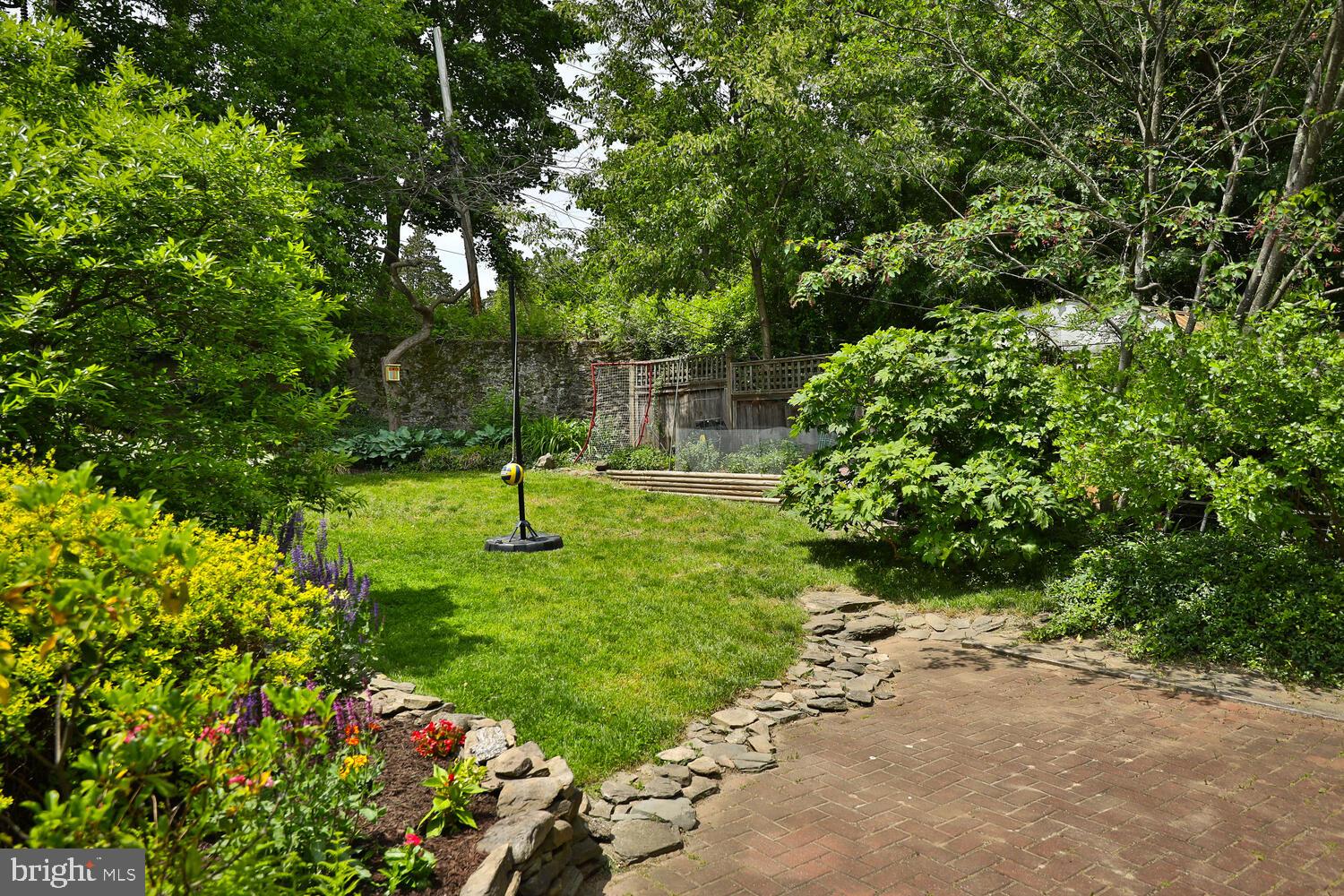 7138 Cresheim Road Philadelphia, PA 19119 - Photo 19 of 45