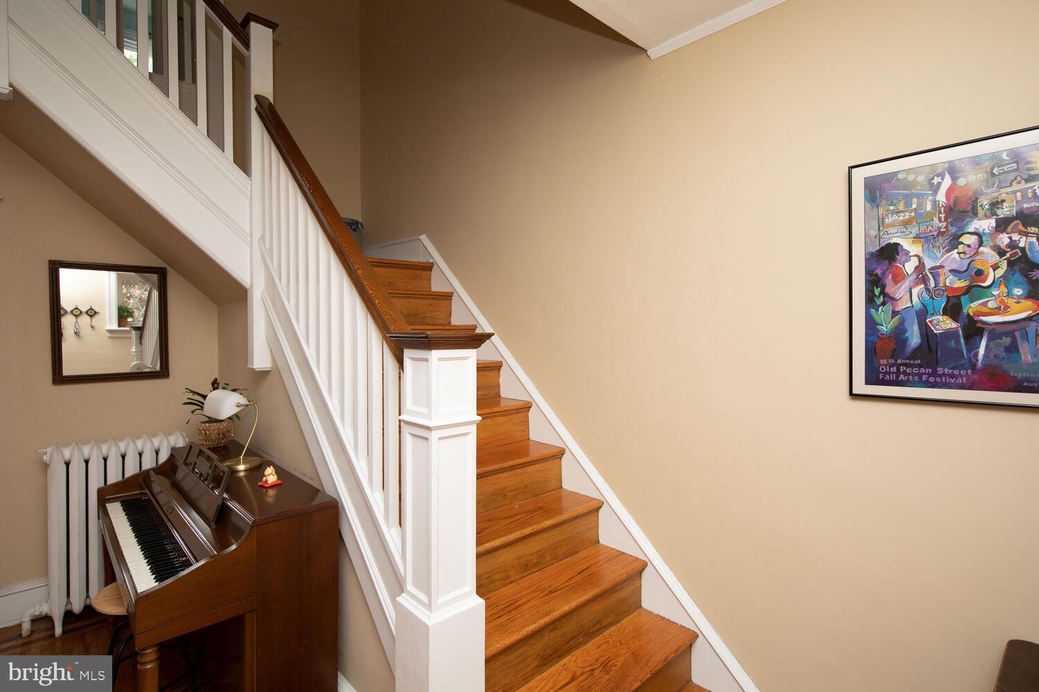 7138 Cresheim Road Philadelphia, PA 19119 - Photo 23 of 45