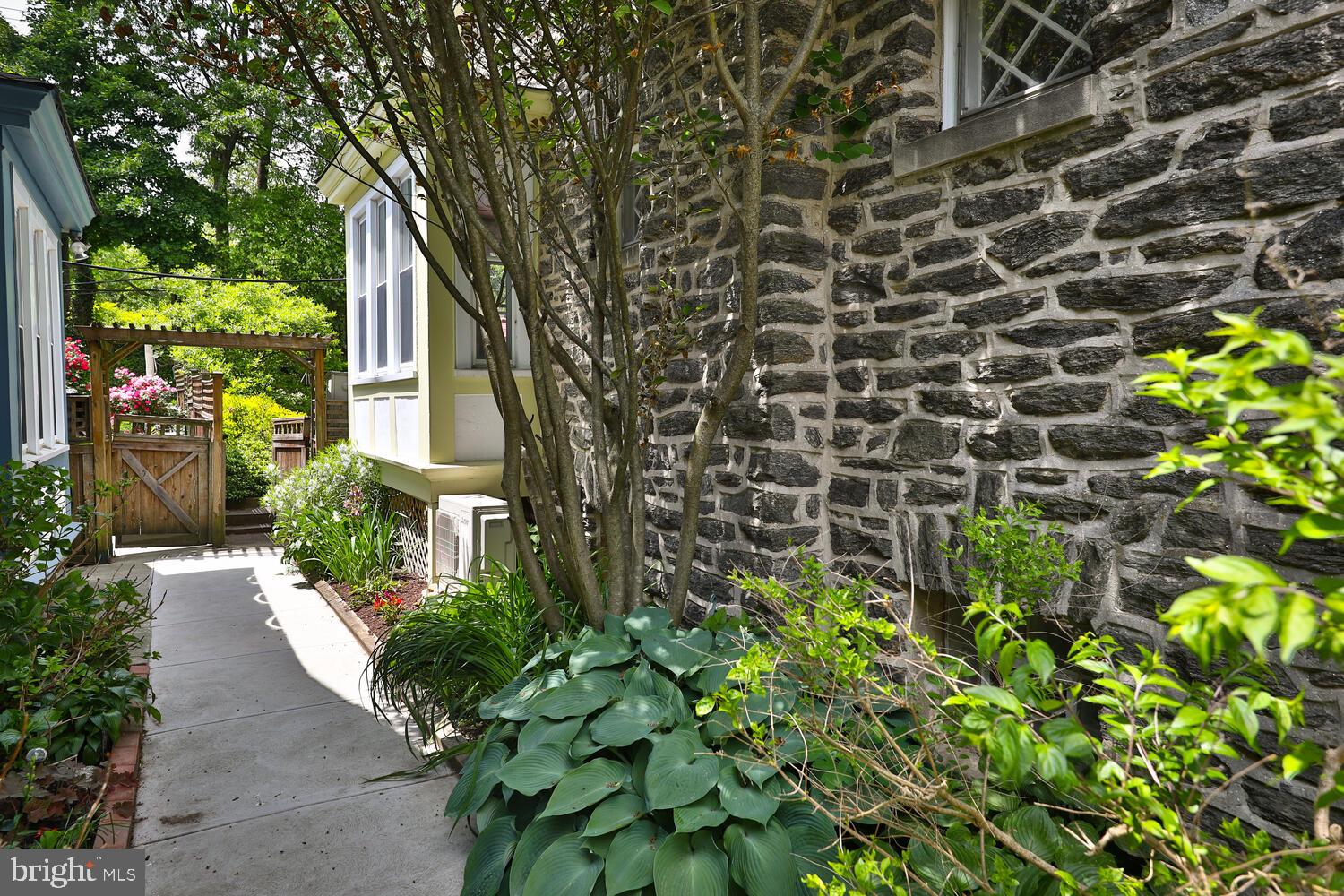 7138 Cresheim Road Philadelphia, PA 19119 - Photo 39 of 45