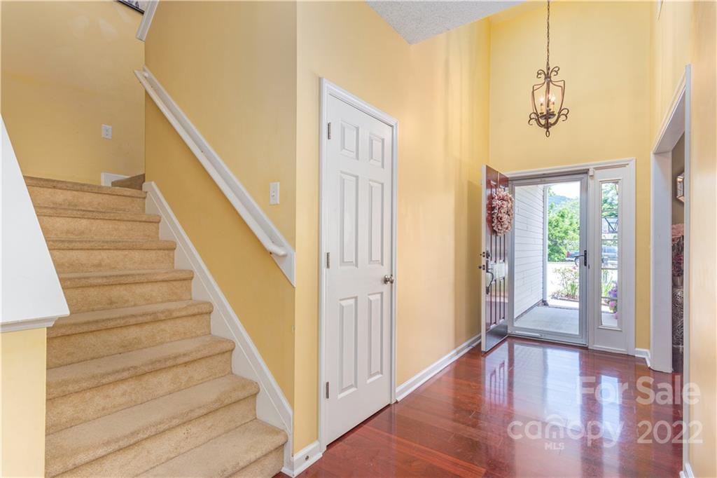 413 Wildbriar Road Fletcher, NC 28732 - Photo 3 of 38
