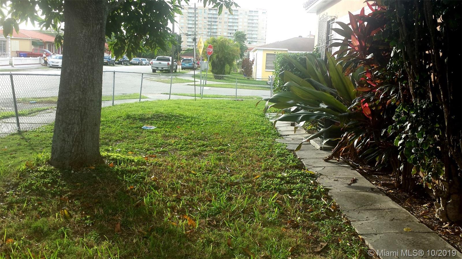 2655 Southwest 34th Court Miami, FL 33133 - Photo 4 of 9