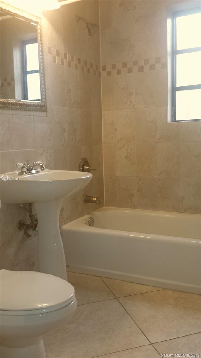 2655 Southwest 34th Court Miami, FL 33133 - Photo 6 of 9