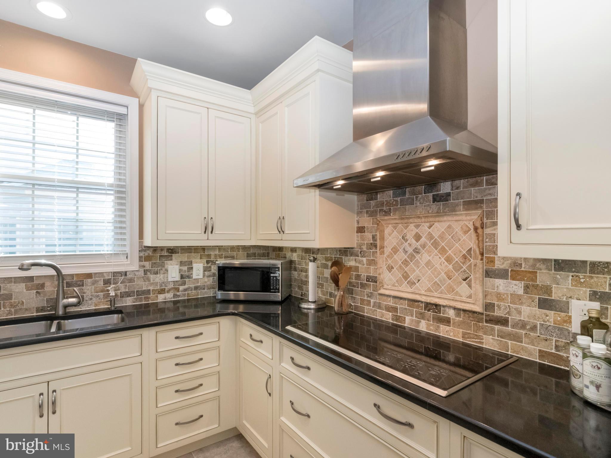 712 Bee Ridge Path Cochranville, PA 19330 - Photo 8 of 27 Tile Backsplash, Wolf Cook Top, Granite Countertop