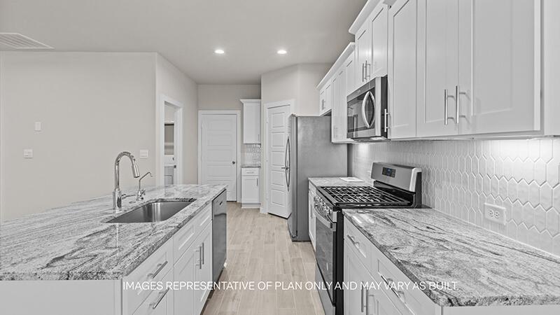 7026 53rd Street Lubbock, TX 79407 - Photo 5 of 16 portales6