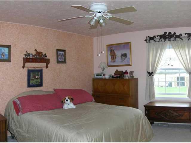 2135 North Centerline Road Franklin, IN 46131 - Photo 8 of 10 Gallery Image 8