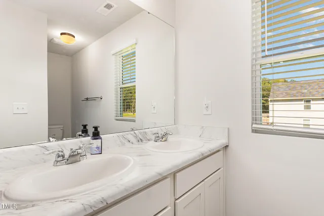 $319,000 | 125 Heron Court, Godwin, NC 28344