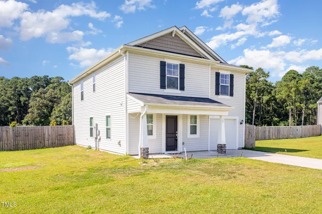 $319,000 | 125 Heron Court, Godwin, NC 28344