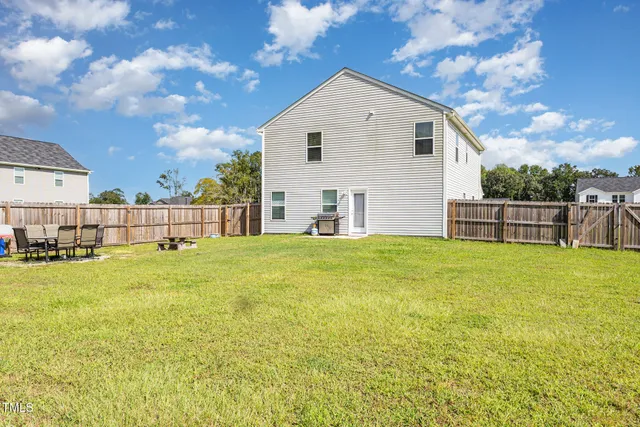 $319,000 | 125 Heron Court, Godwin, NC 28344