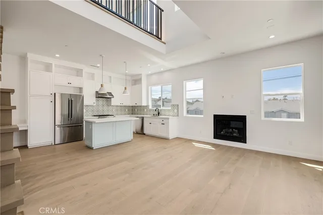 $1,799,000 | 2100 Carnegie Lane, Redondo Beach, CA 90278