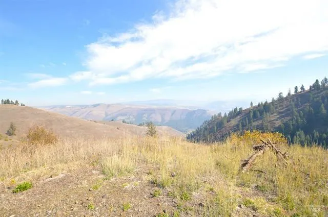 $579,000 | 271 Mule Deer Drive, Kamiah, ID 83536