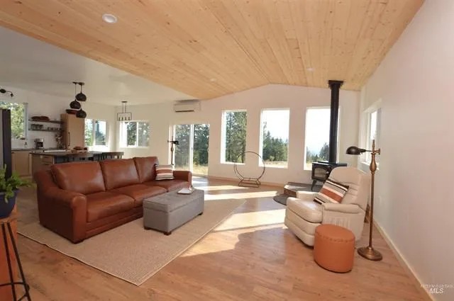 $579,000 | 271 Mule Deer Drive, Kamiah, ID 83536