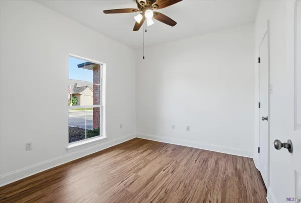 $180,000 | 10633 Florida Boulevard, Walker, LA 70785