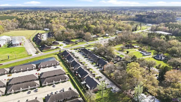 $180,000 | 10633 Florida Boulevard, Walker, LA 70785