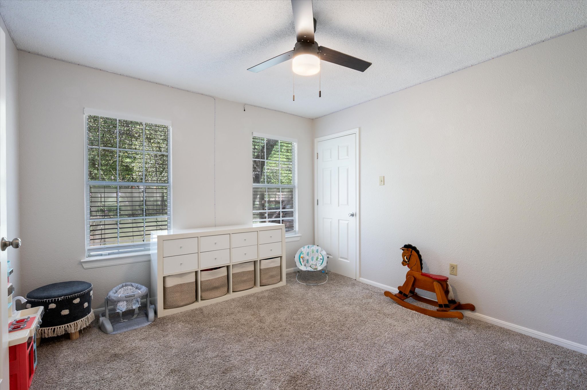 201 Oak Hollow Road Georgetown, TX 78628 - Photo 18 of 39