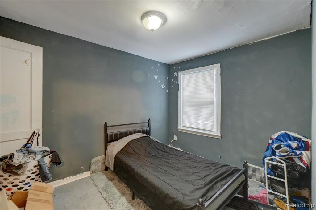 19161 Meyers Road Detroit, MI 48235 - Photo 8 of 11