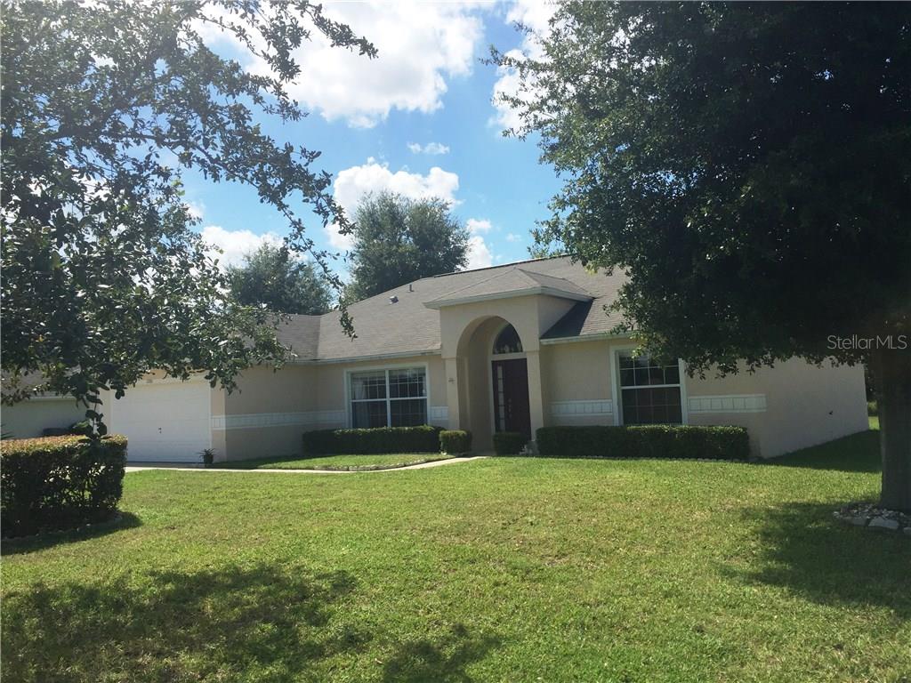 2266 Lake Pointe Circle Leesburg, FL 34748 - Photo 1 of 1 Exterior Front