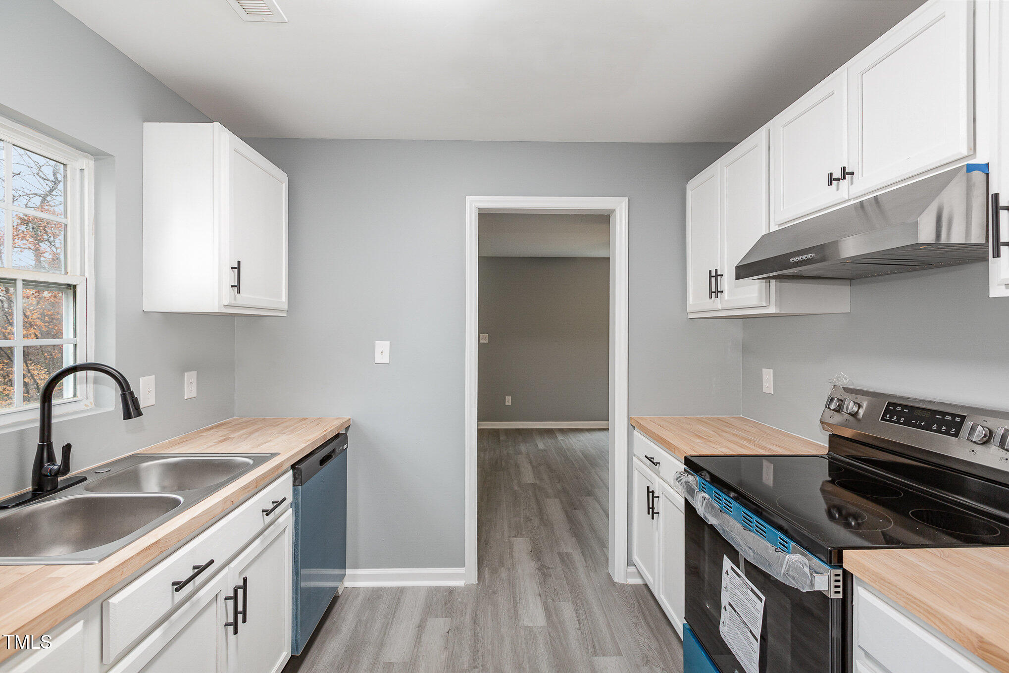 2862 Filbert Street Raleigh, NC 27610 - Photo 6 of 16 file_543