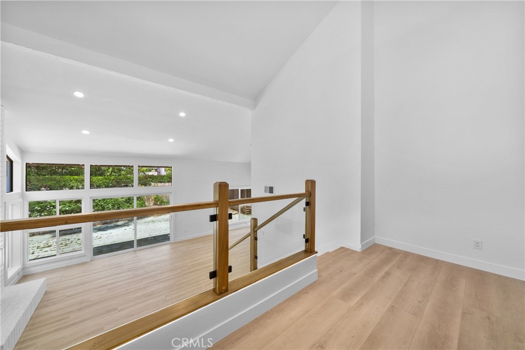 33 Rainbow Irvine, CA 92603 - Photo 11 of 45