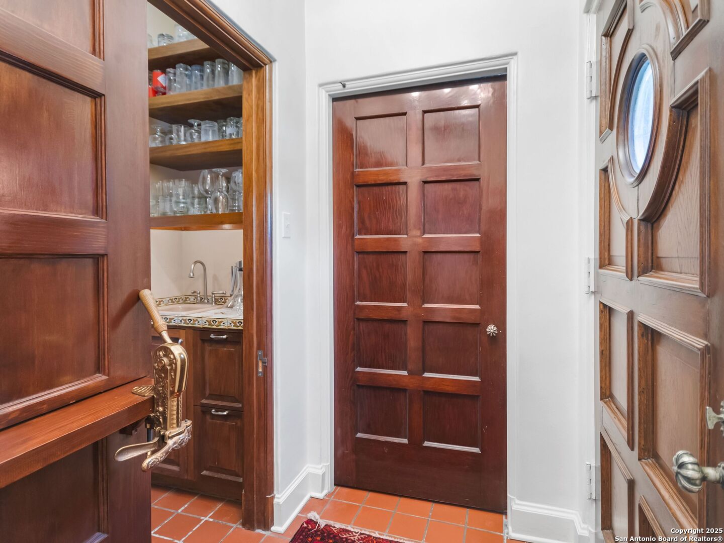 204 Zambrano Road San Antonio, TX 78209 - Photo 38 of 58 a view of an entryway with a workspace