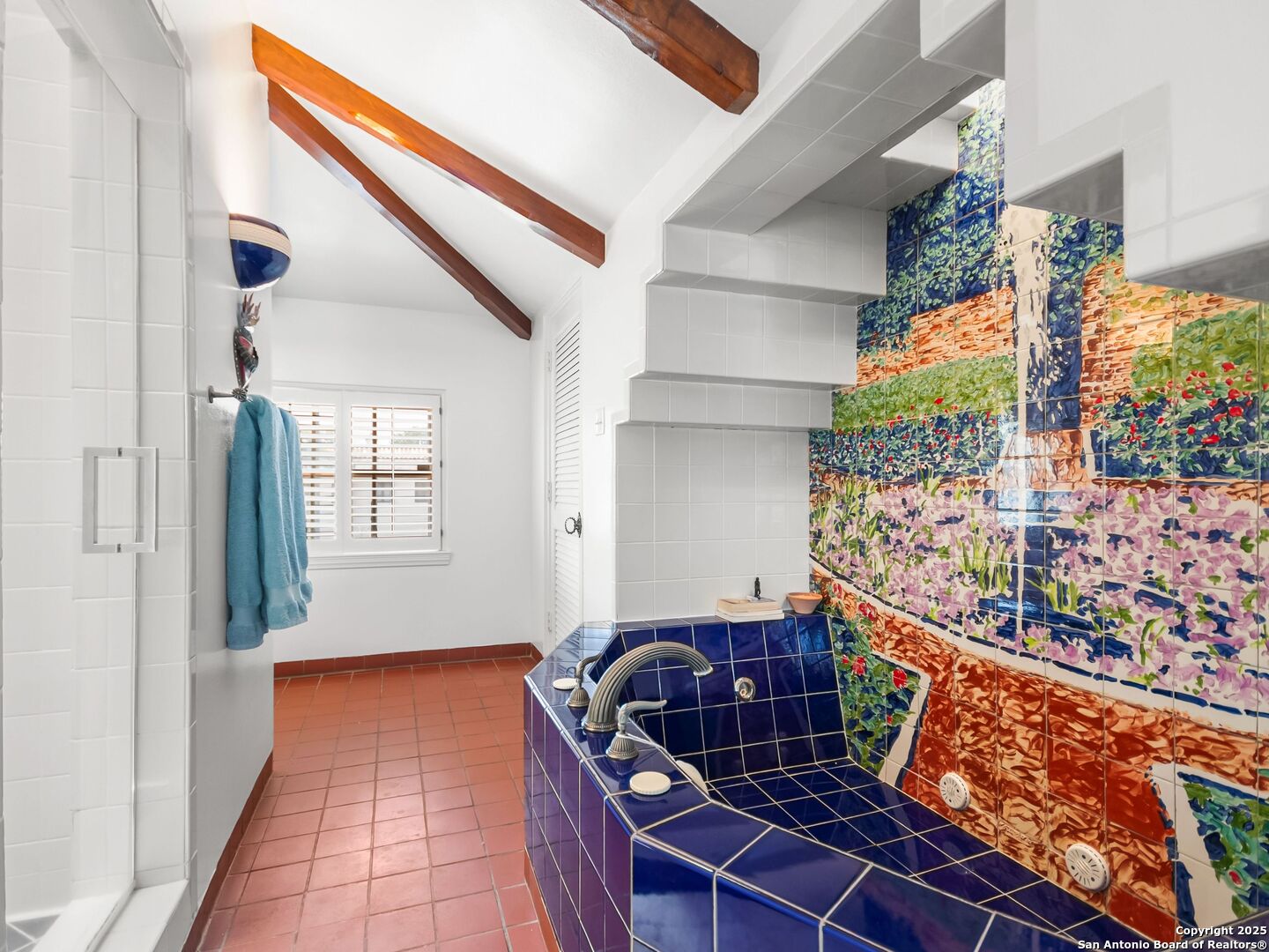 204 Zambrano Road San Antonio, TX 78209 - Photo 50 of 58 a room with rug table and windows