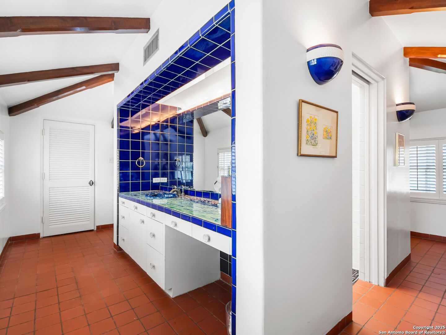 204 Zambrano Road San Antonio, TX 78209 - Photo 51 of 58 a kitchen with stainless steel appliances granite countertop a stove and a cabinets