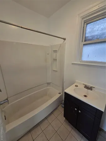 $3,590 | 3561 Ropes Avenue | Eastchester