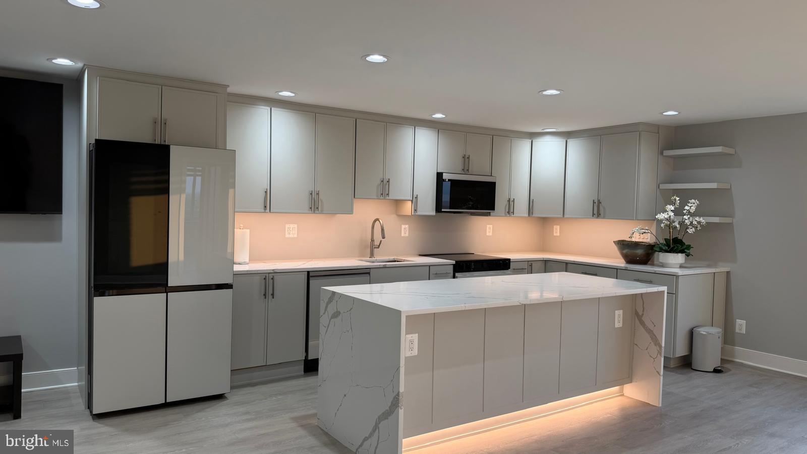 9701 Fields Road, Unit 2502 Gaithersburg, MD 20878 - Photo 36 of 43