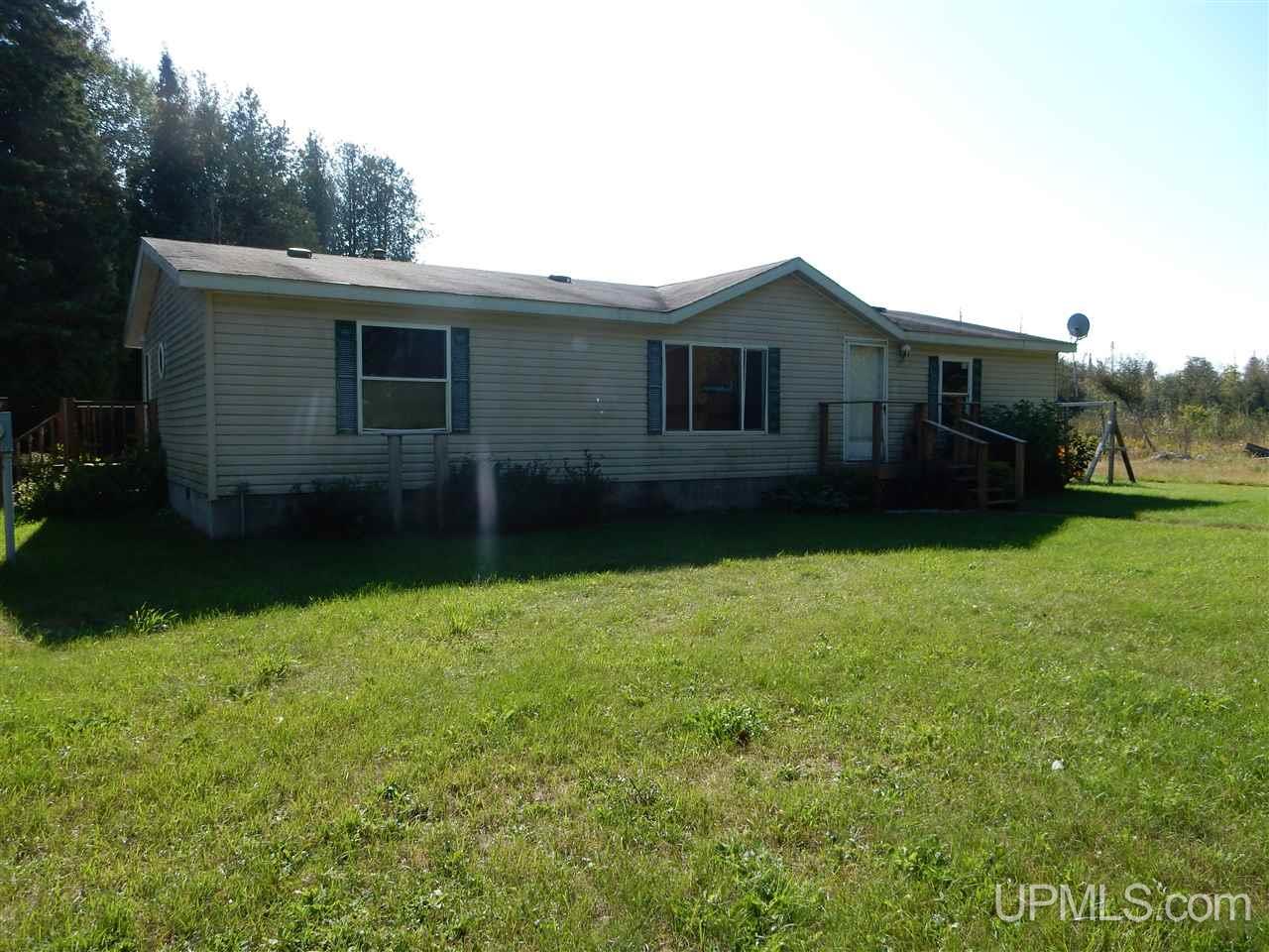 3297 Lex Nelson Road Gulliver, MI 49840 - Photo 8 of 18 Gallery Image 8