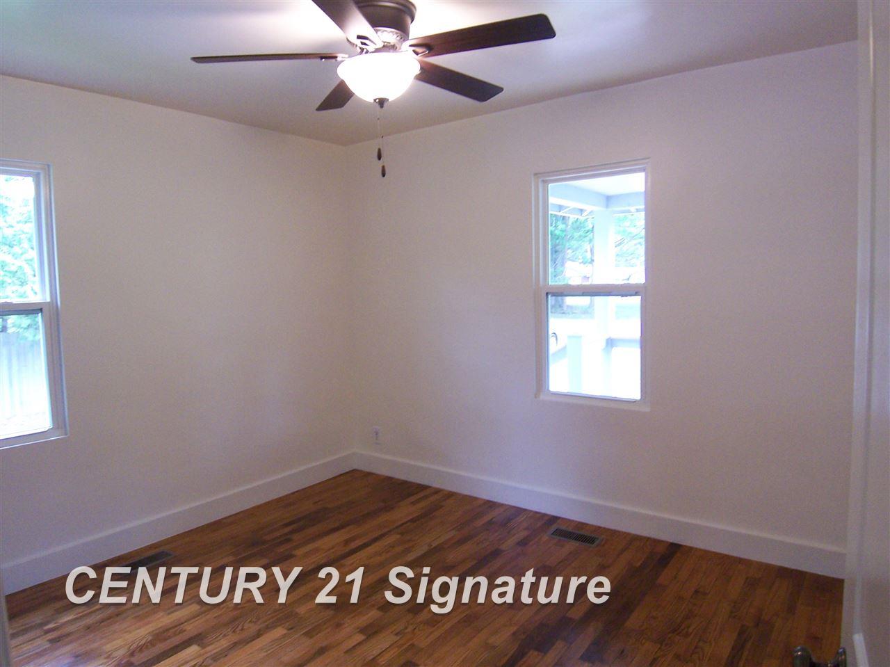 9127 North Seymour Road Flushing, MI 48433 - Photo 13 of 23 Gallery Image 13