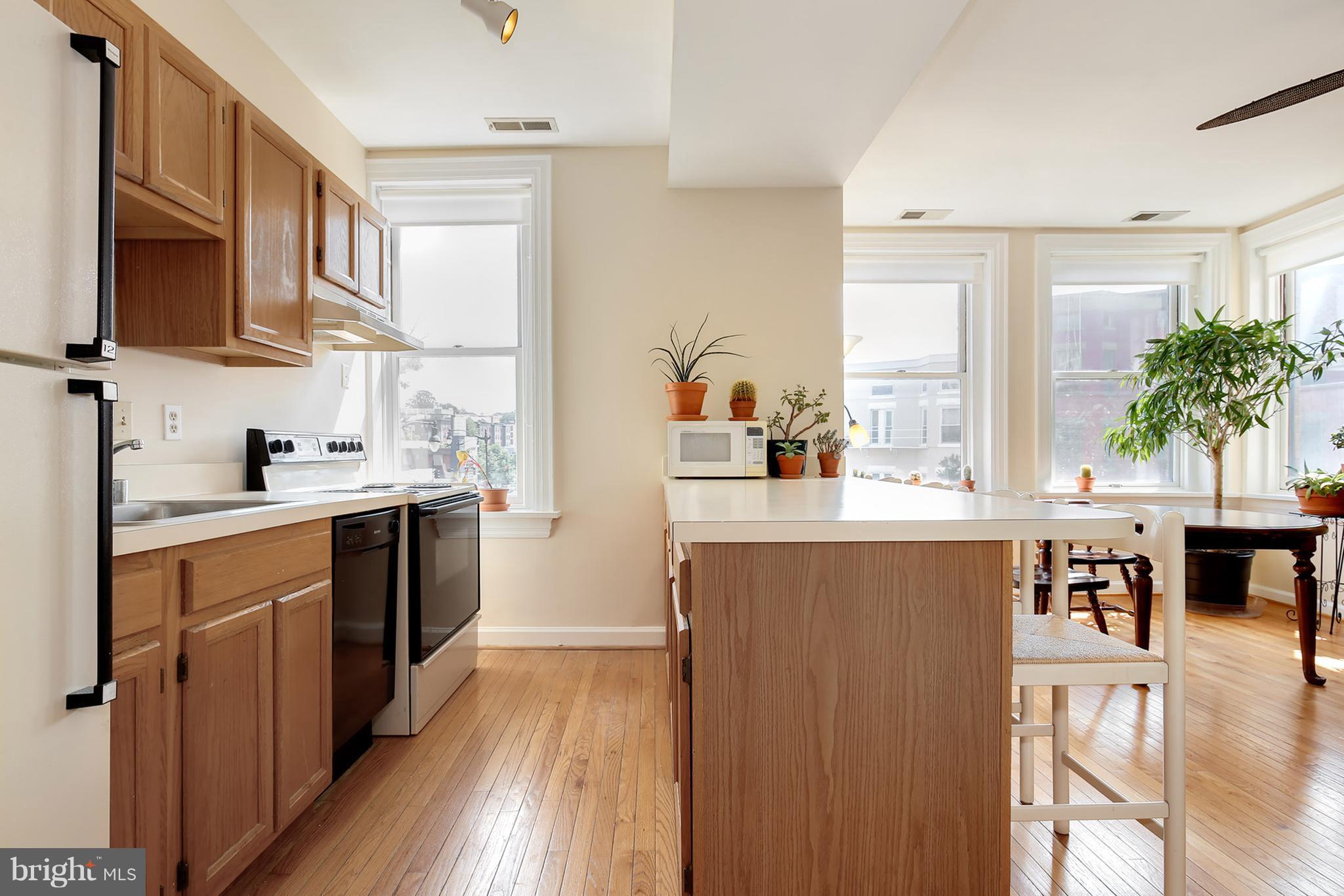 1930 18th Street Northwest, Unit 31 Washington, DC 20009 - Photo 8 of 27 Kitchen