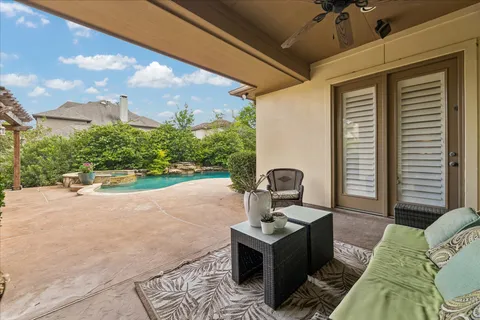 $999,990 | 3 Tiburon Court, Spring, TX 77389