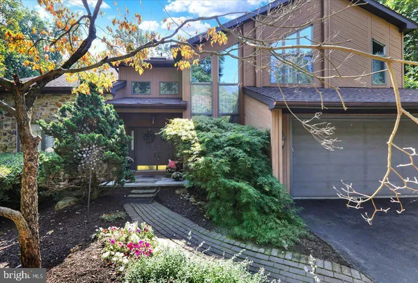 $545,000 | 20 Highland Drive, Fleetwood, PA 19522
