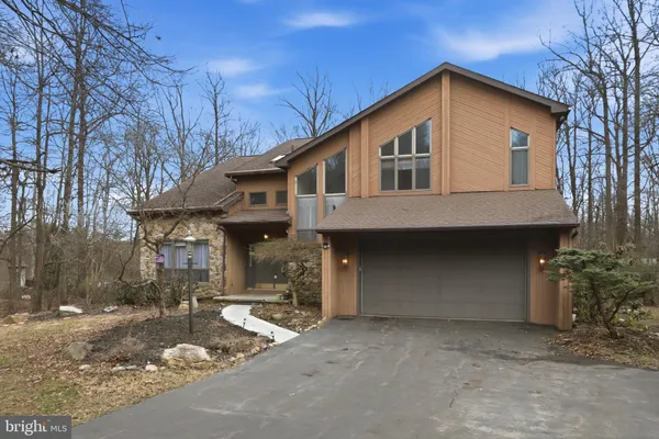 $545,000 | 20 Highland Drive, Fleetwood, PA 19522